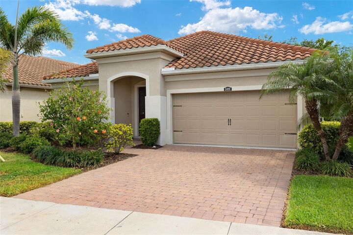Property Photo: 11499 Renaissance Boulevard FL 34293