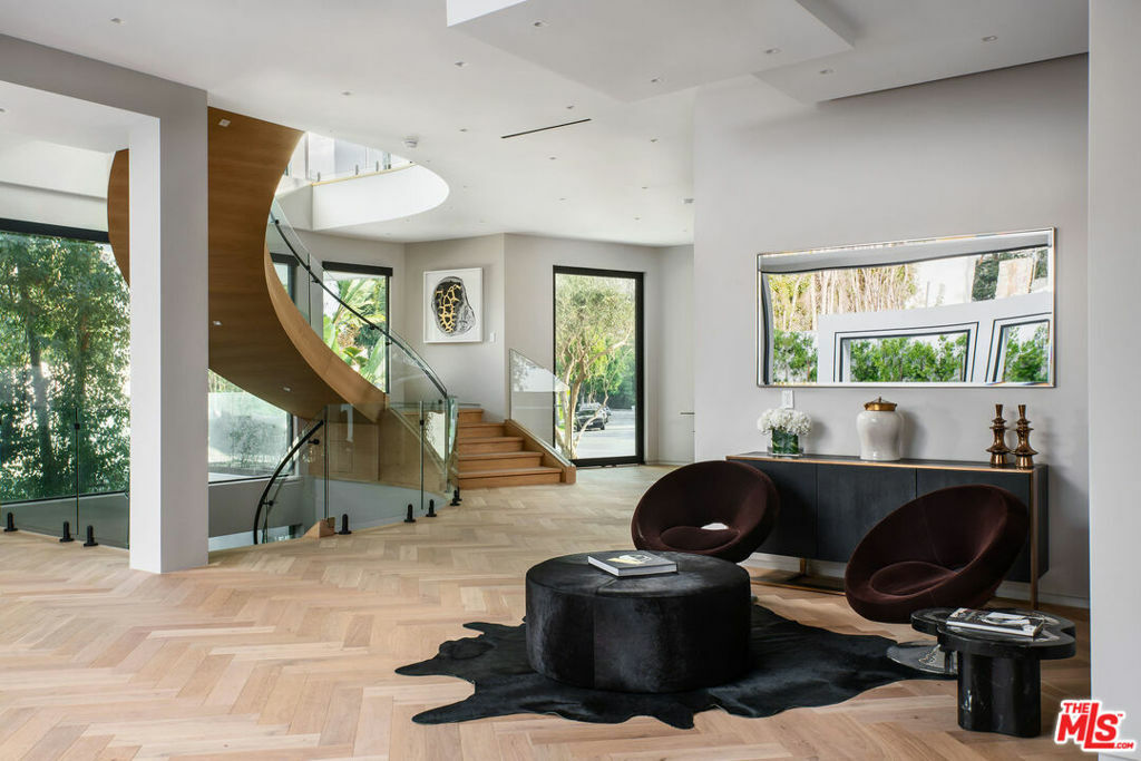 Property Photo:  1729 Angelo Drive  CA 90210 