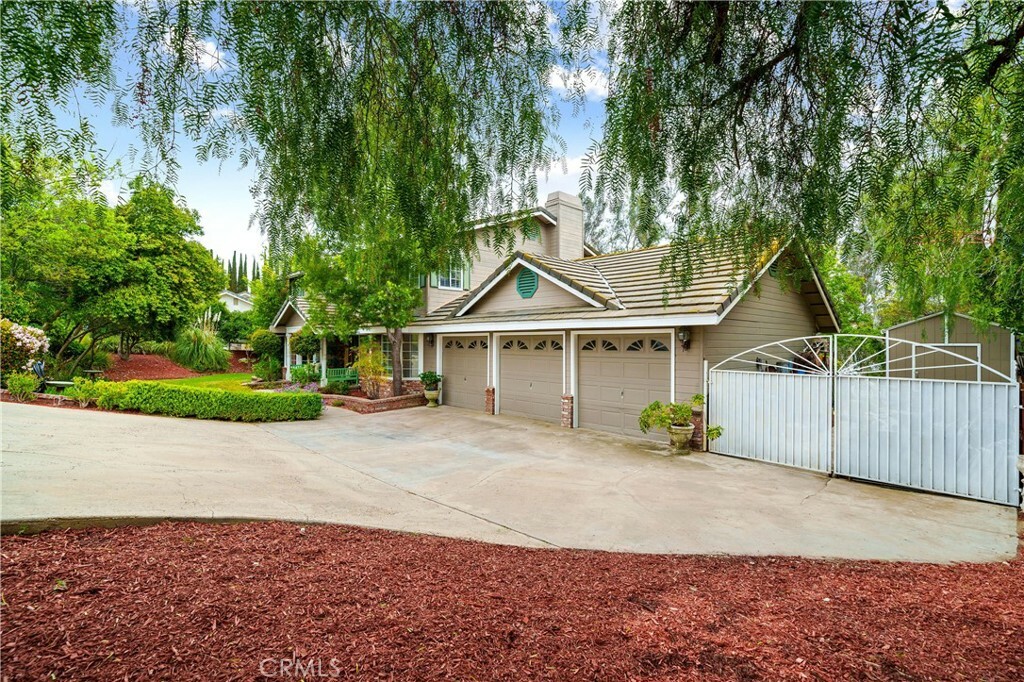 31065 Avenida Del Reposo  Temecula CA 92591 photo