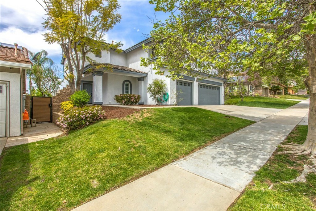Property Photo:  11834 Greenbluff Way  CA 92399 
