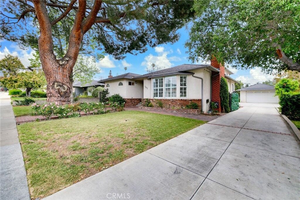 Property Photo: 162 Acacia Avenue CA 91016