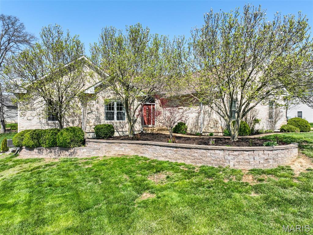 Property Photo:  2605 Cardinal Crest Court  MO 63090 