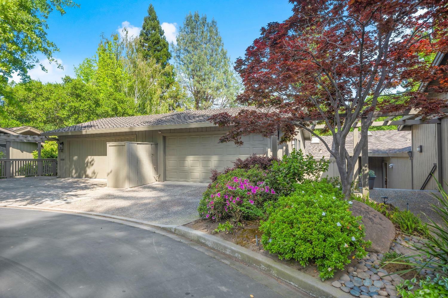 Property Photo:  76 Riverknoll Place  CA 95608 