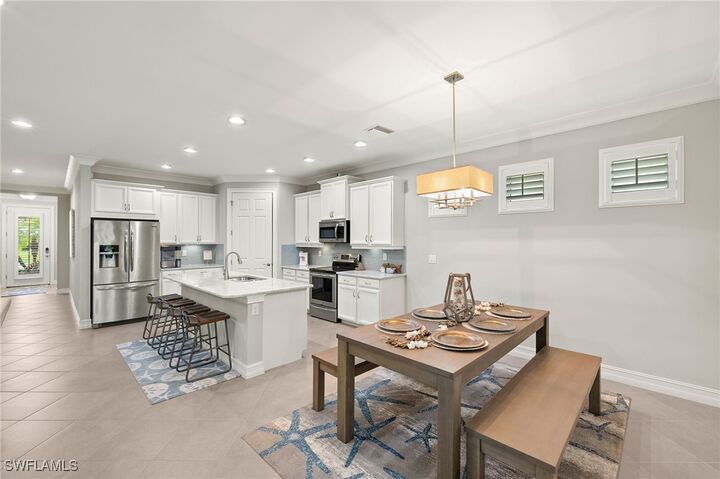 Property Photo: 14671 Topsail Drive FL 34114