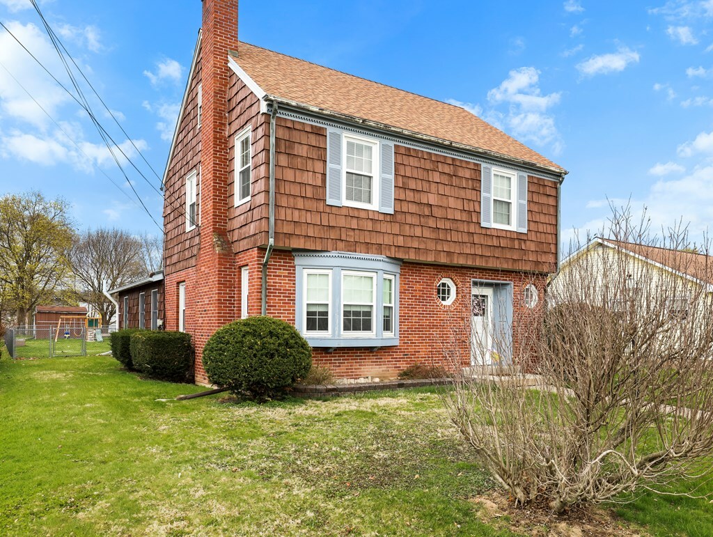 Property Photo: 812 N Elmer Ave PA 18840