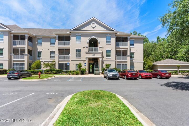 Property Photo: 8601 Beach Boulevard 905 FL 32216