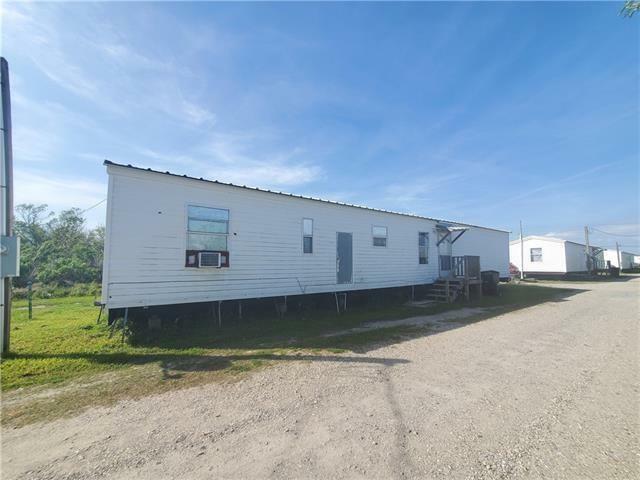 Property Photo: 34744 Highway 11 Highway C LA 70041