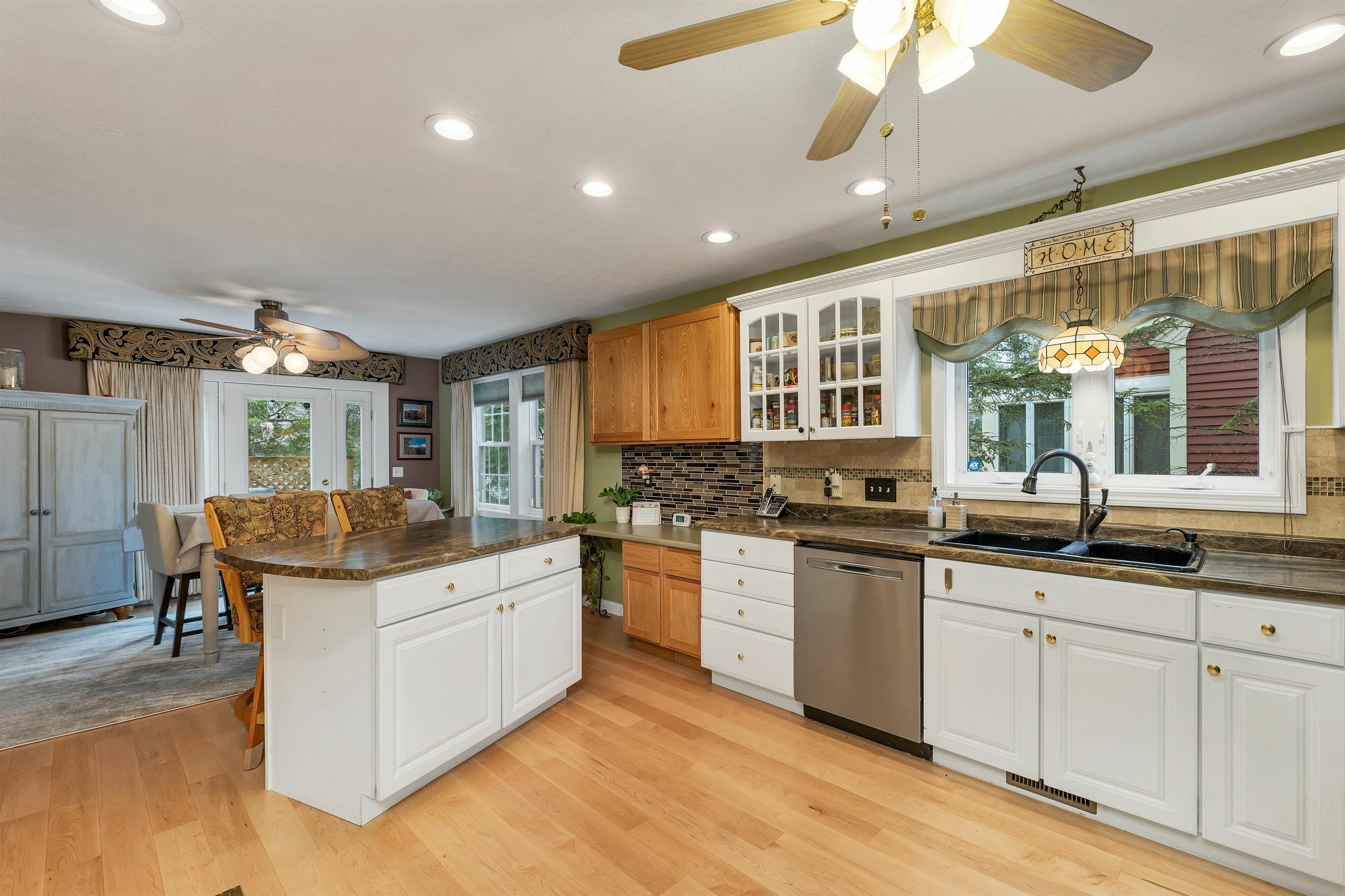 2761 Lake Shore Road  Gilford NH 03249 photo