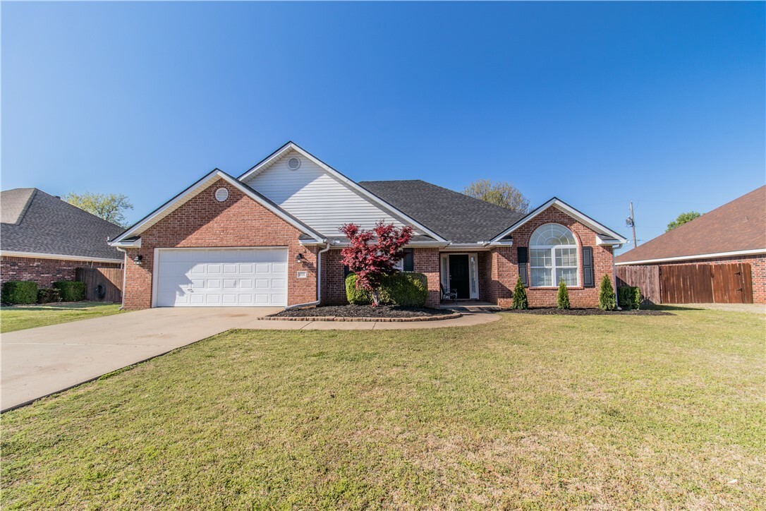 Property Photo: 892 Nicholson Avenue AR 72764