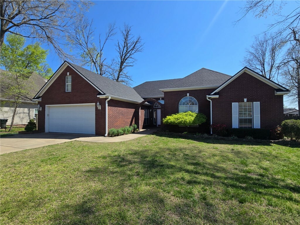 Property Photo: 3706 Mockingbird Lane AR 72756