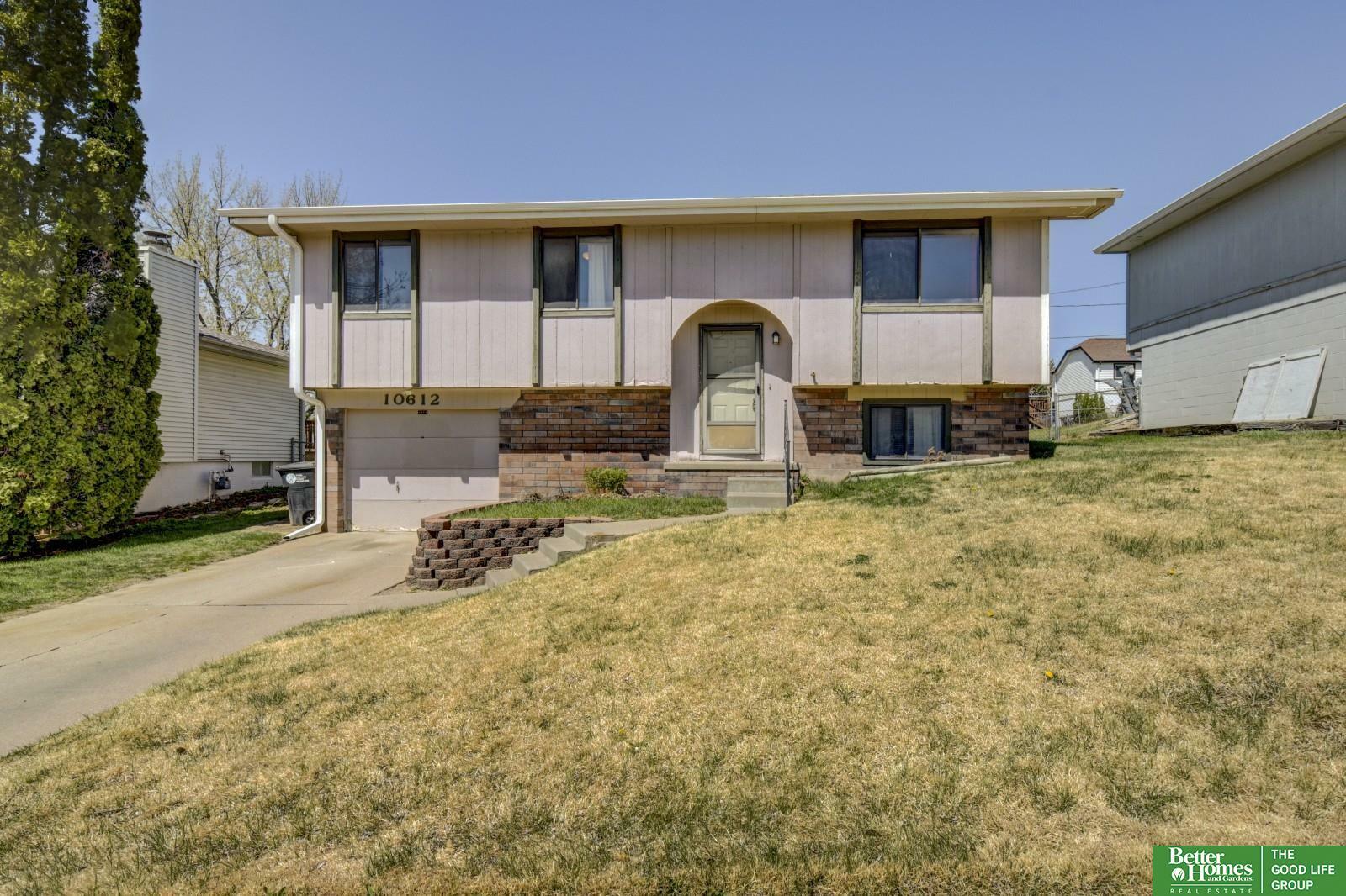 Property Photo: 10612 Hartman Avenue NE 68134