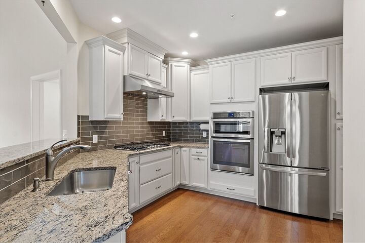 Property Photo:  18 Ridgewood Dr 18  MA 01775 