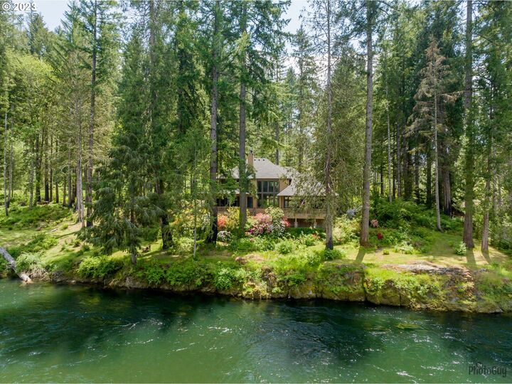 Property Photo: 46769 Goodpasture Rd OR 97488