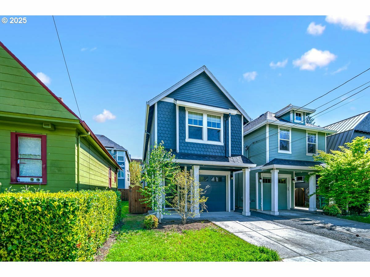 Property Photo: 2314 NE Rodney Ave OR 97212