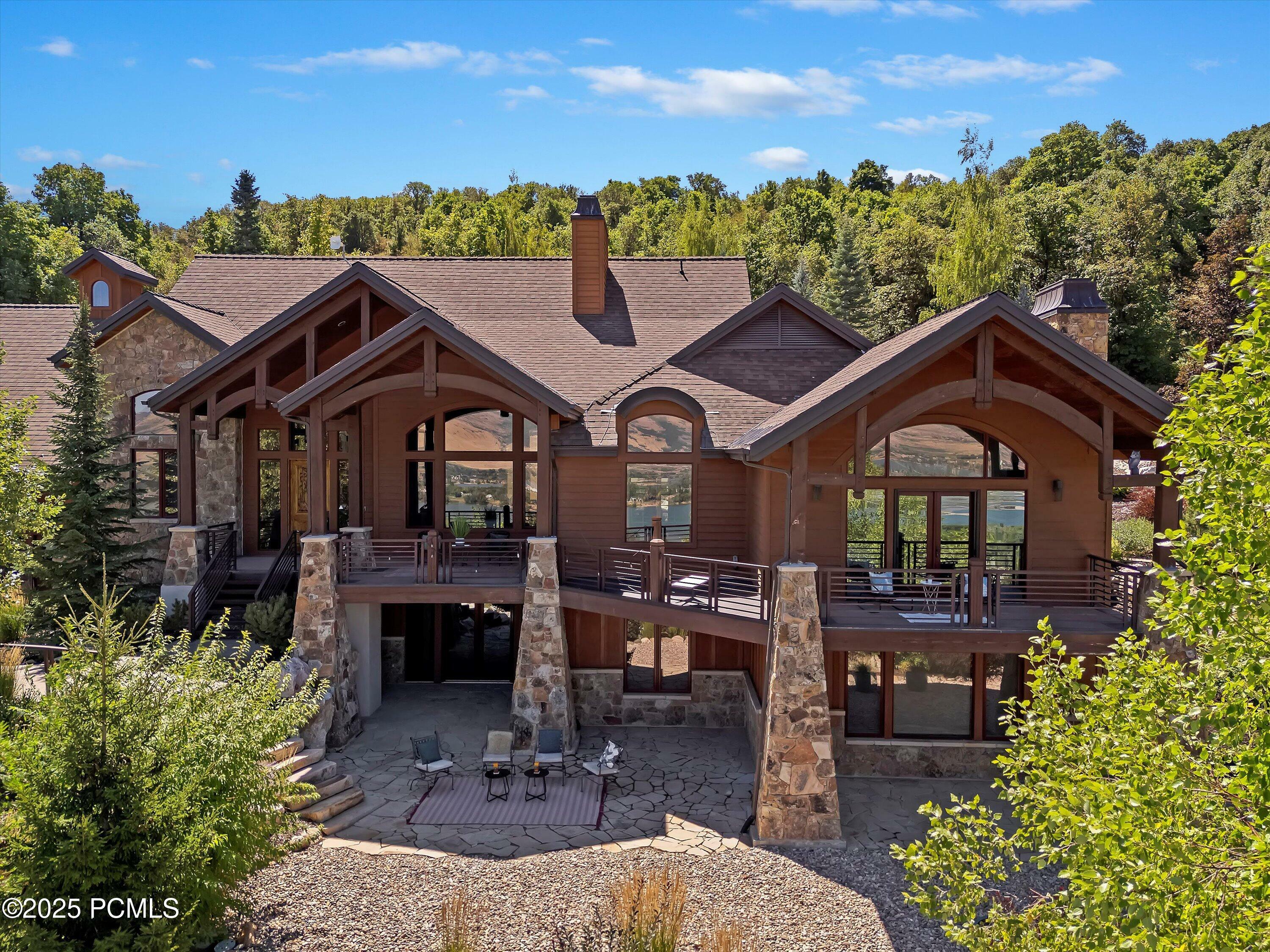Property Photo: 6739 E Via Cortina Street UT 84317