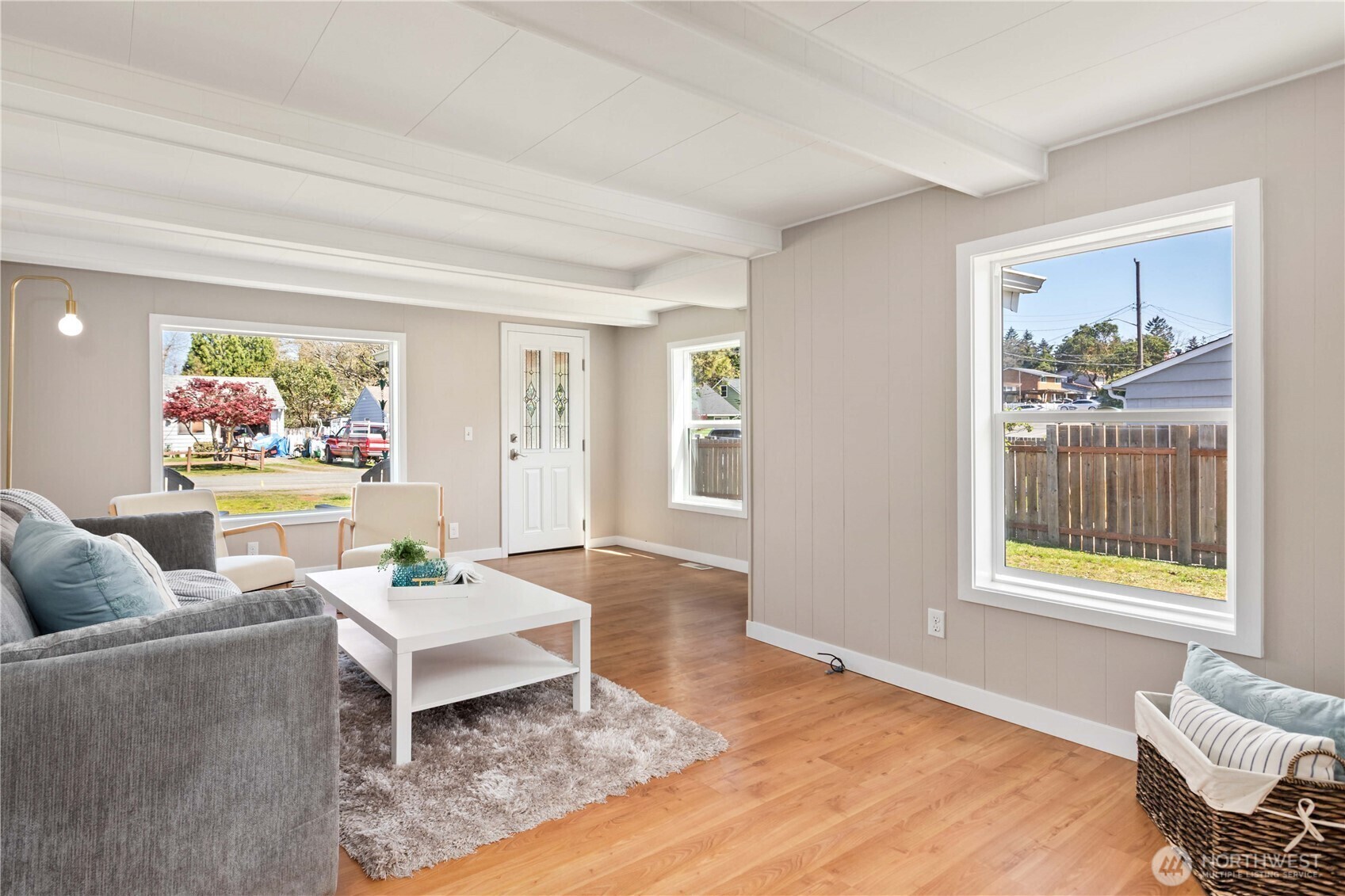Property Photo: 1003 SW 125th Street WA 98146