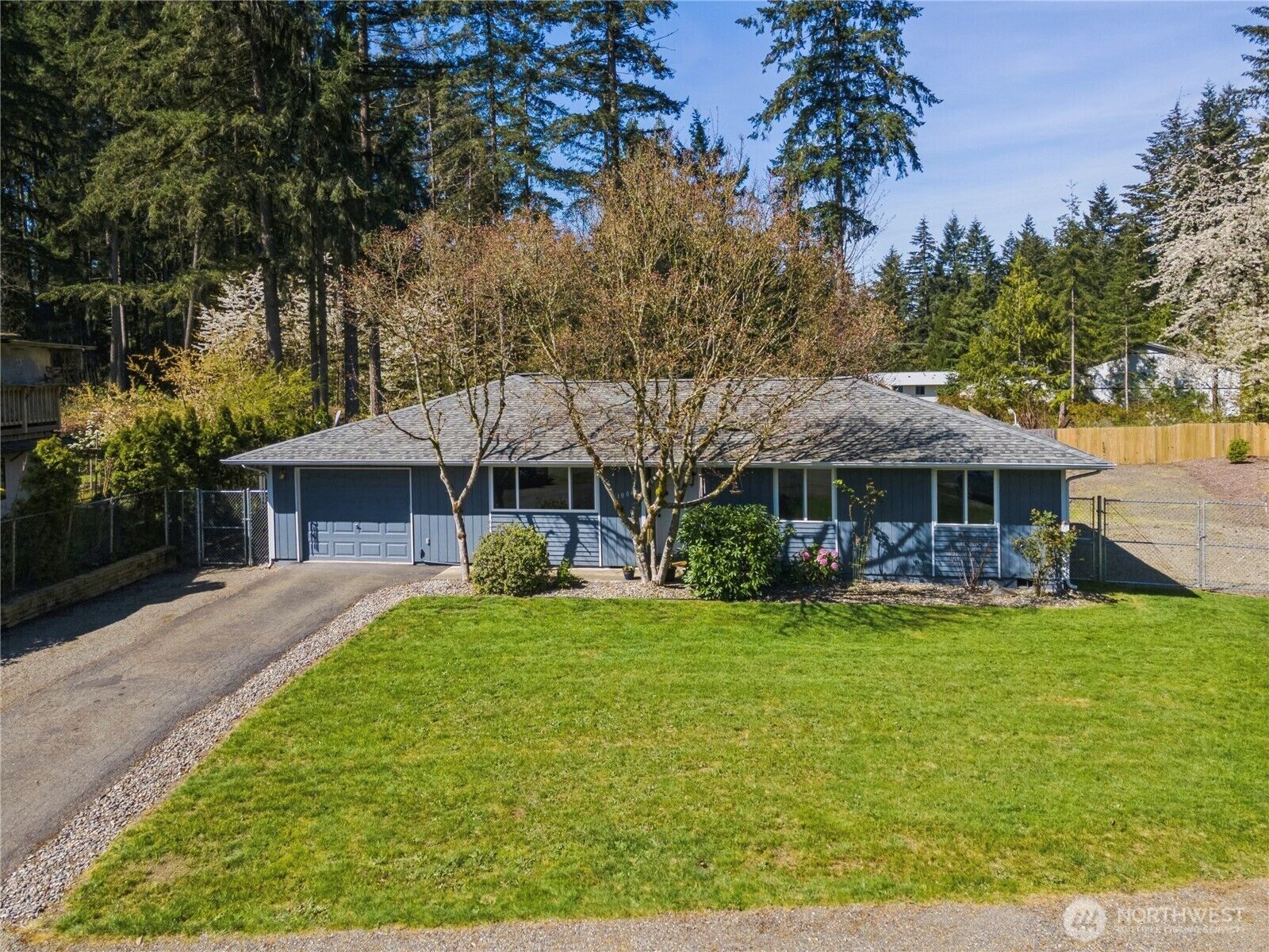 Property Photo: 10040 Brookwood Court SE WA 98367