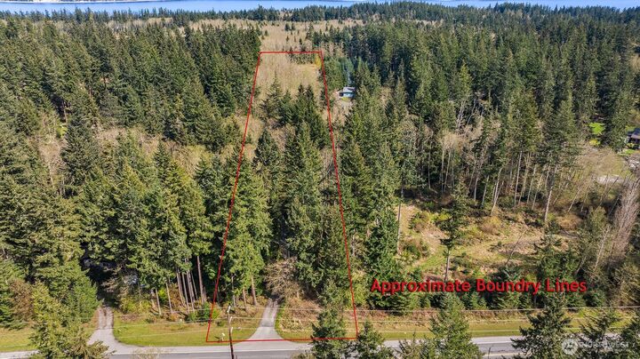 Property Photo: 22872 State Route 525 WA 98253