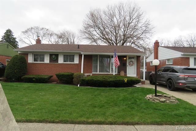 Property Photo: 7431 Hartel Street MI 48185