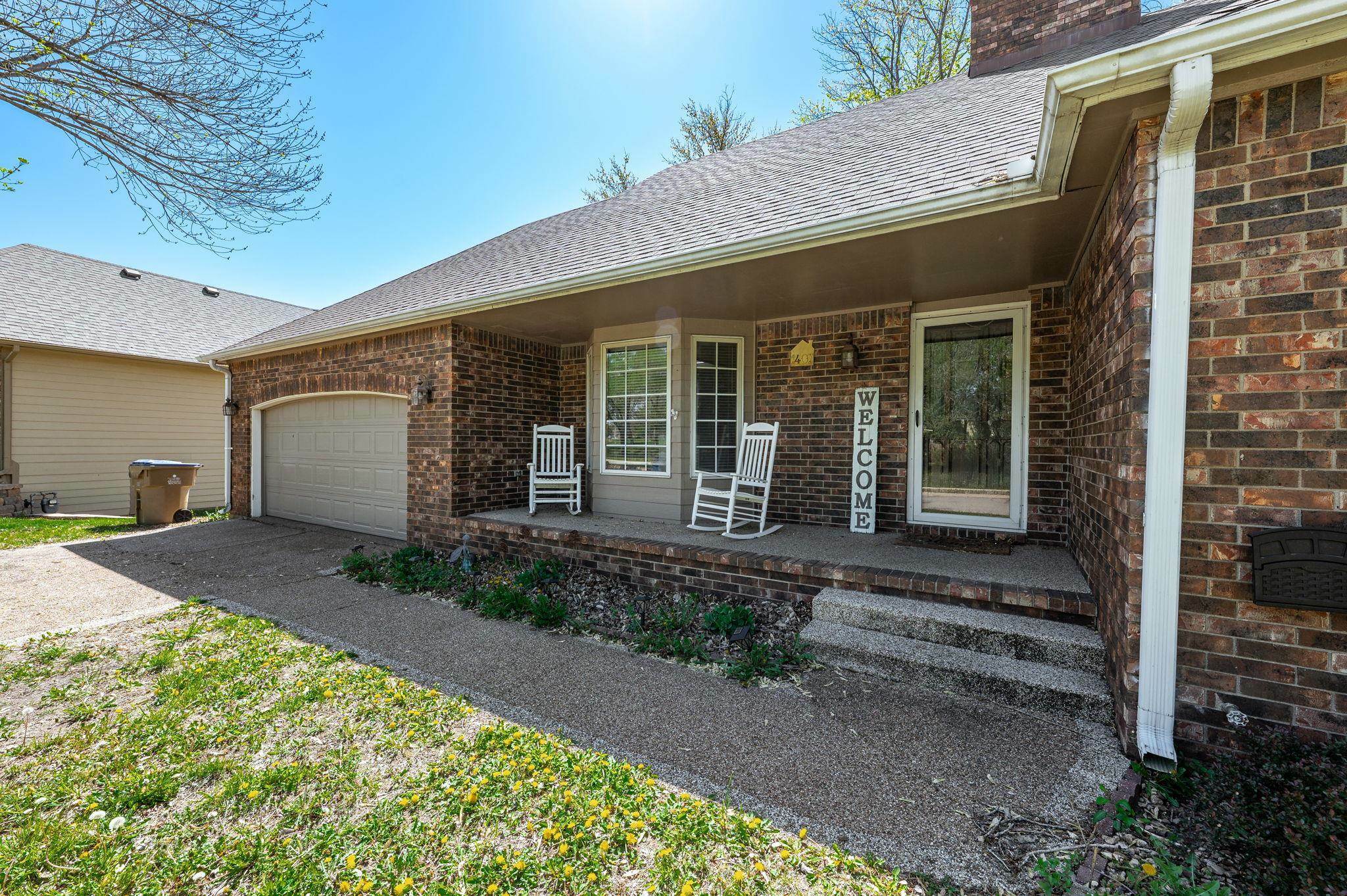 Property Photo: 1407 E Hickory Br KS 67037