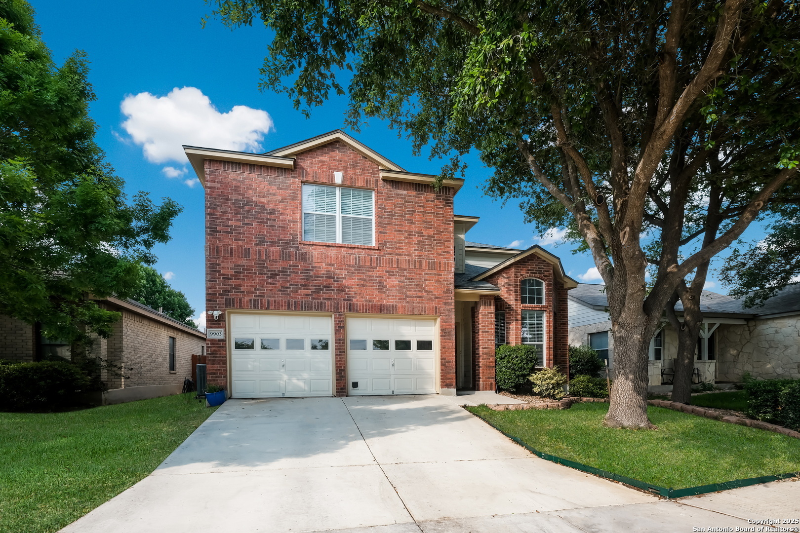 Property Photo: 9903 Rostock Ln TX 78023