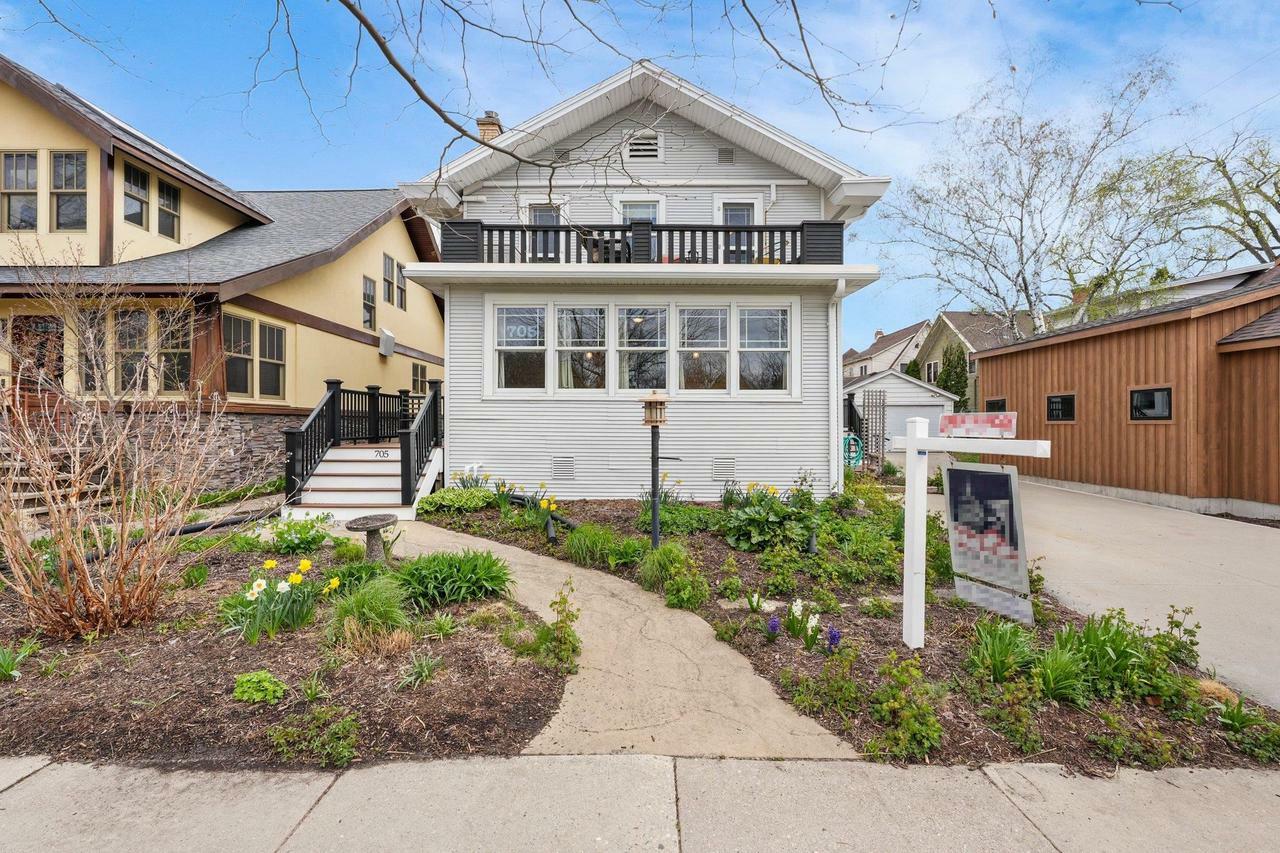 Property Photo: 705 Riverside Drive WI 53704