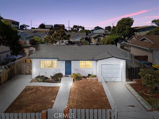 1125 Hamilton Avenue  Seaside CA 93955 photo