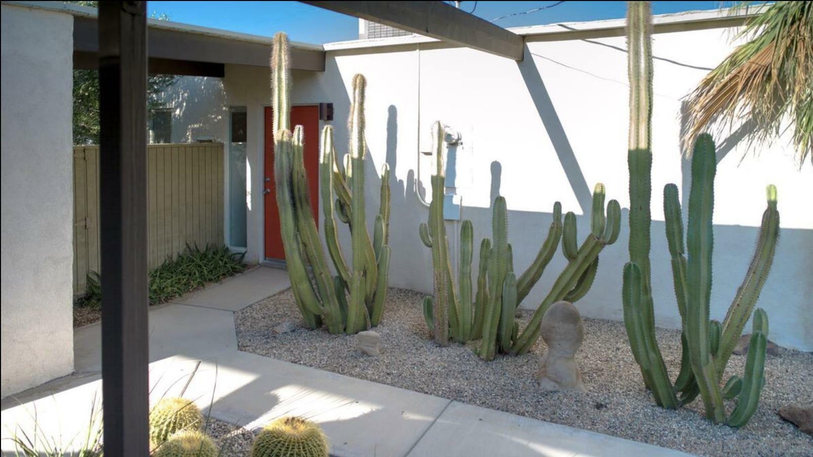 Property Photo: 354 Wranglers Dr CA 92004