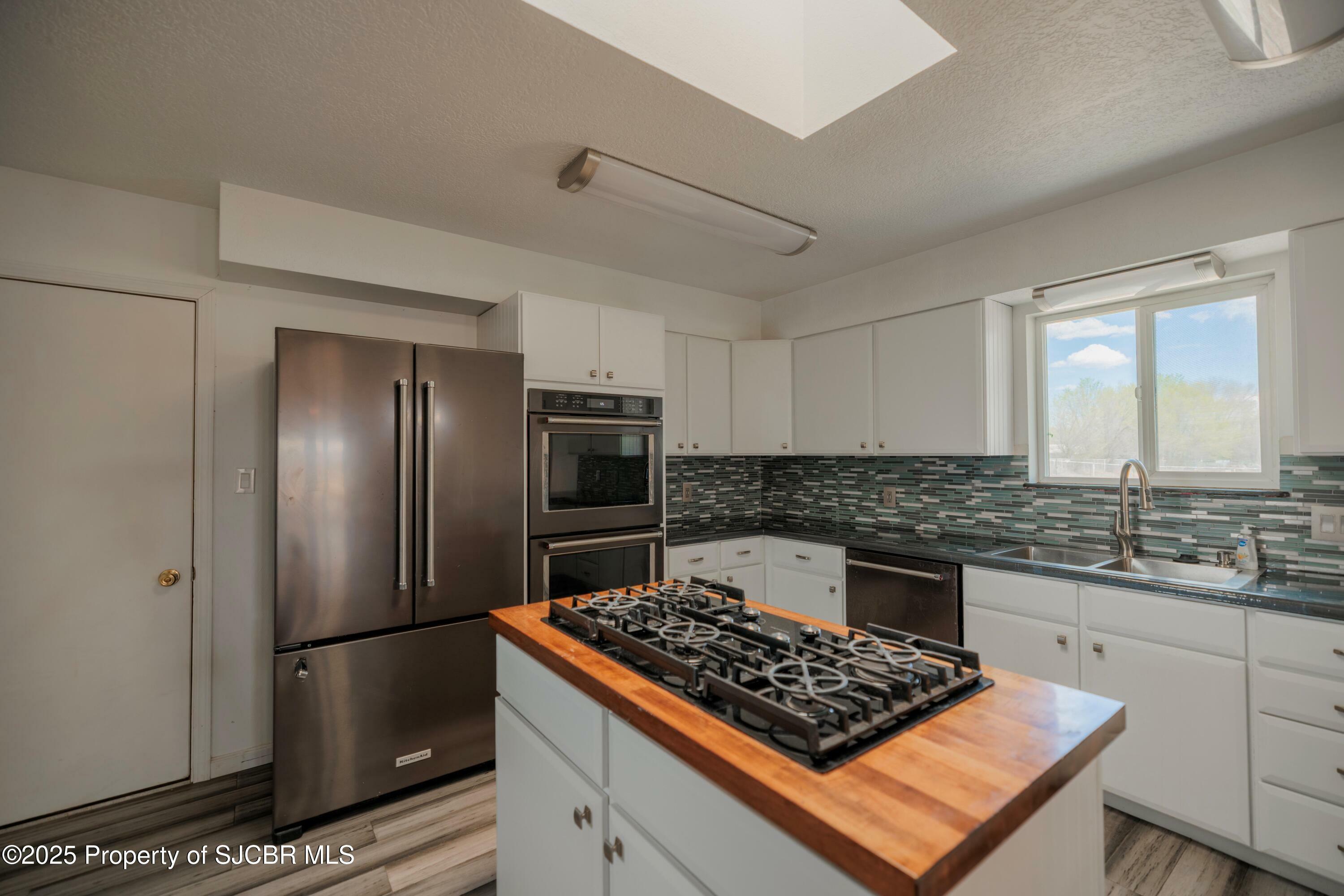 Property Photo: 82 Road 350 NM 87415