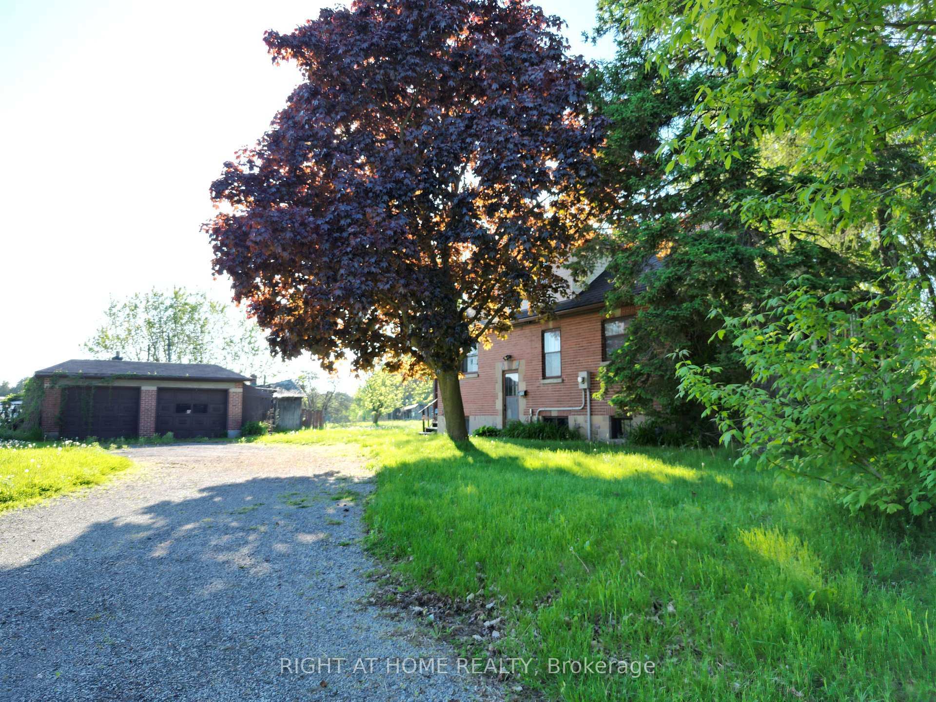 Property Photo: 1300 Northbrook Street ON L1G 7N6