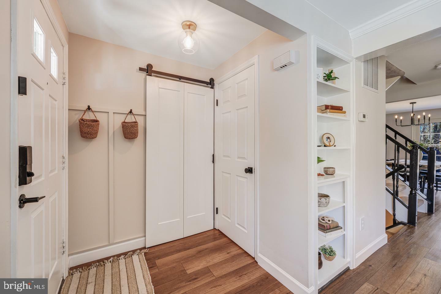 Property Photo: 1124 Floyd Place VA 20170