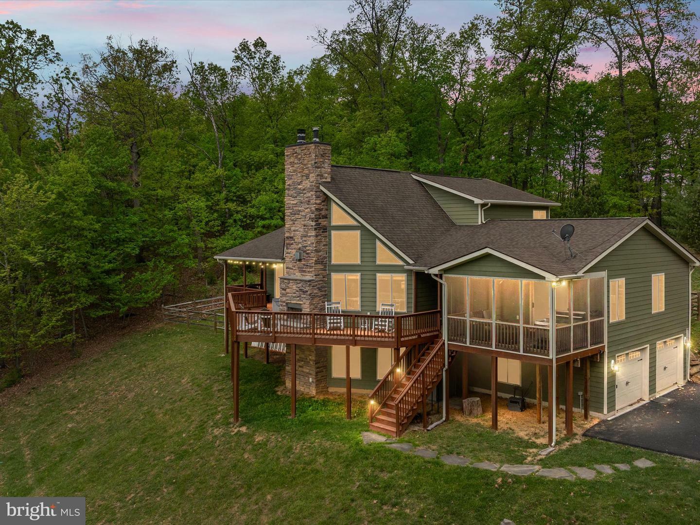 Property Photo: 874 Kildare Drive VA 22630