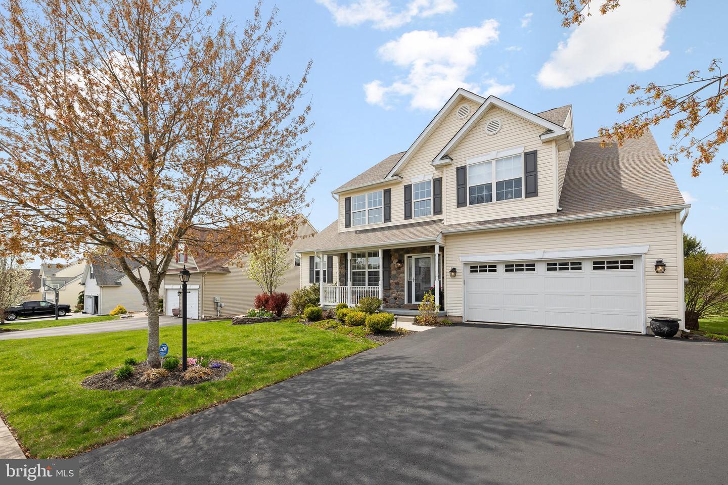 Property Photo: 2915 Santa Maria Drive PA 19525