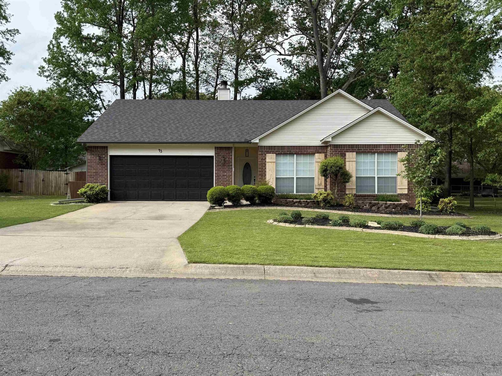 Property Photo:  43 Bent Tree Drive  AR 72023 