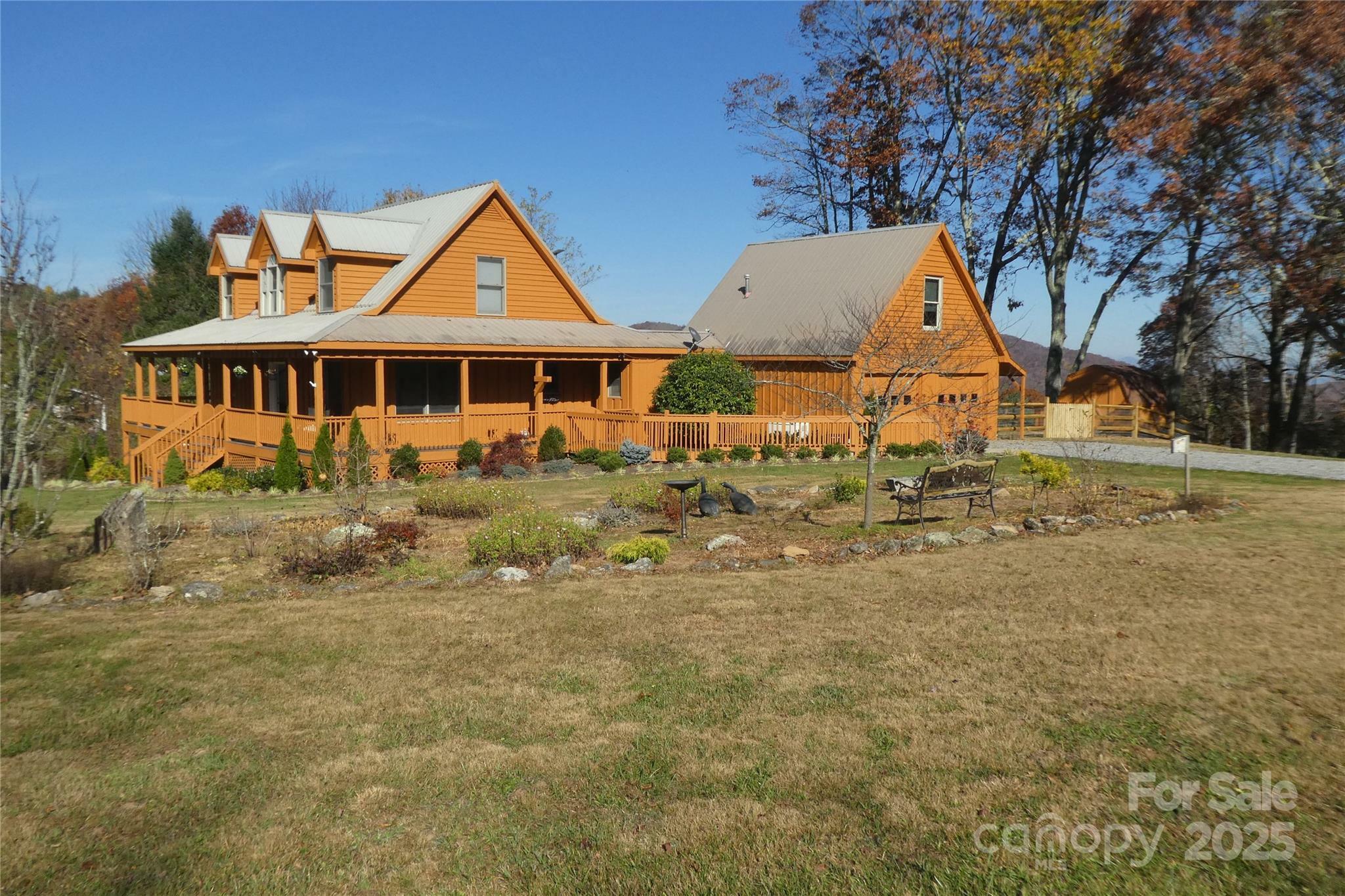 Property Photo: 531 Pioneer Ridge Road NC 28716