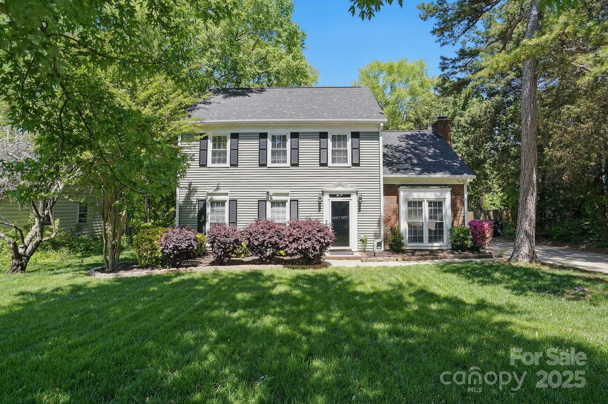 Property Photo: 2224 Clonmel Place NC 28262