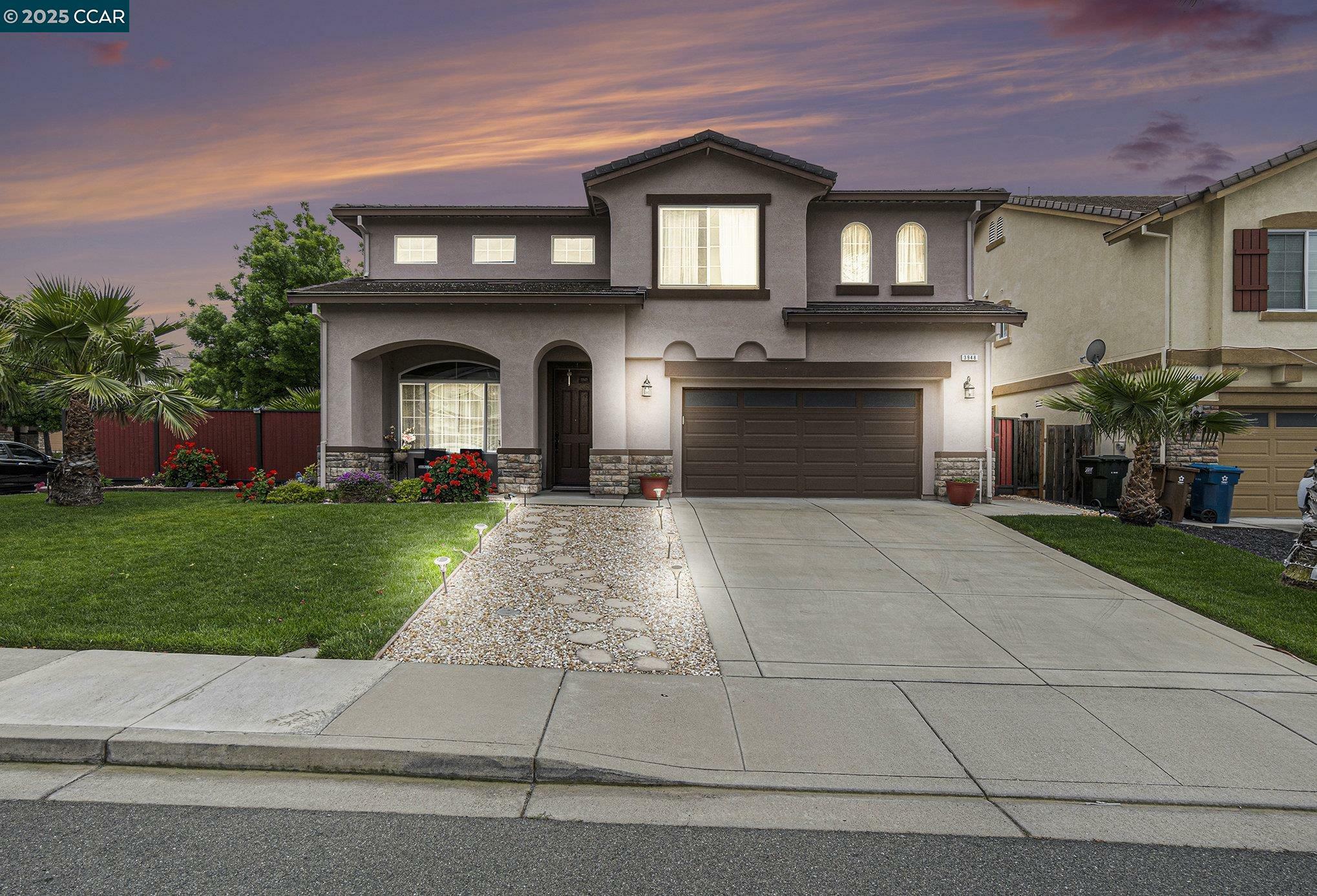 Property Photo: 3948 Finch Dr CA 94509