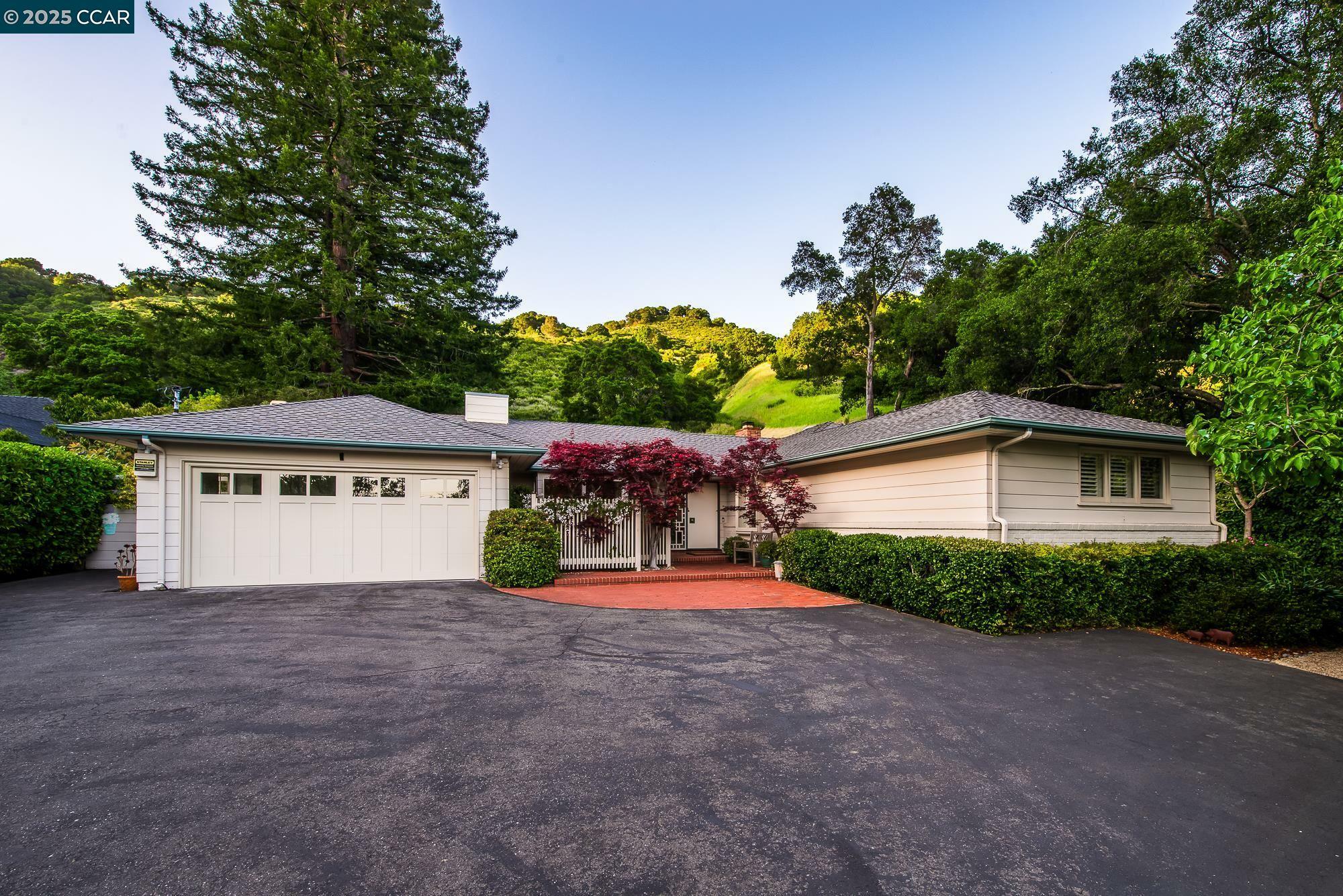 Property Photo: 1226 Monticello Rd CA 94549