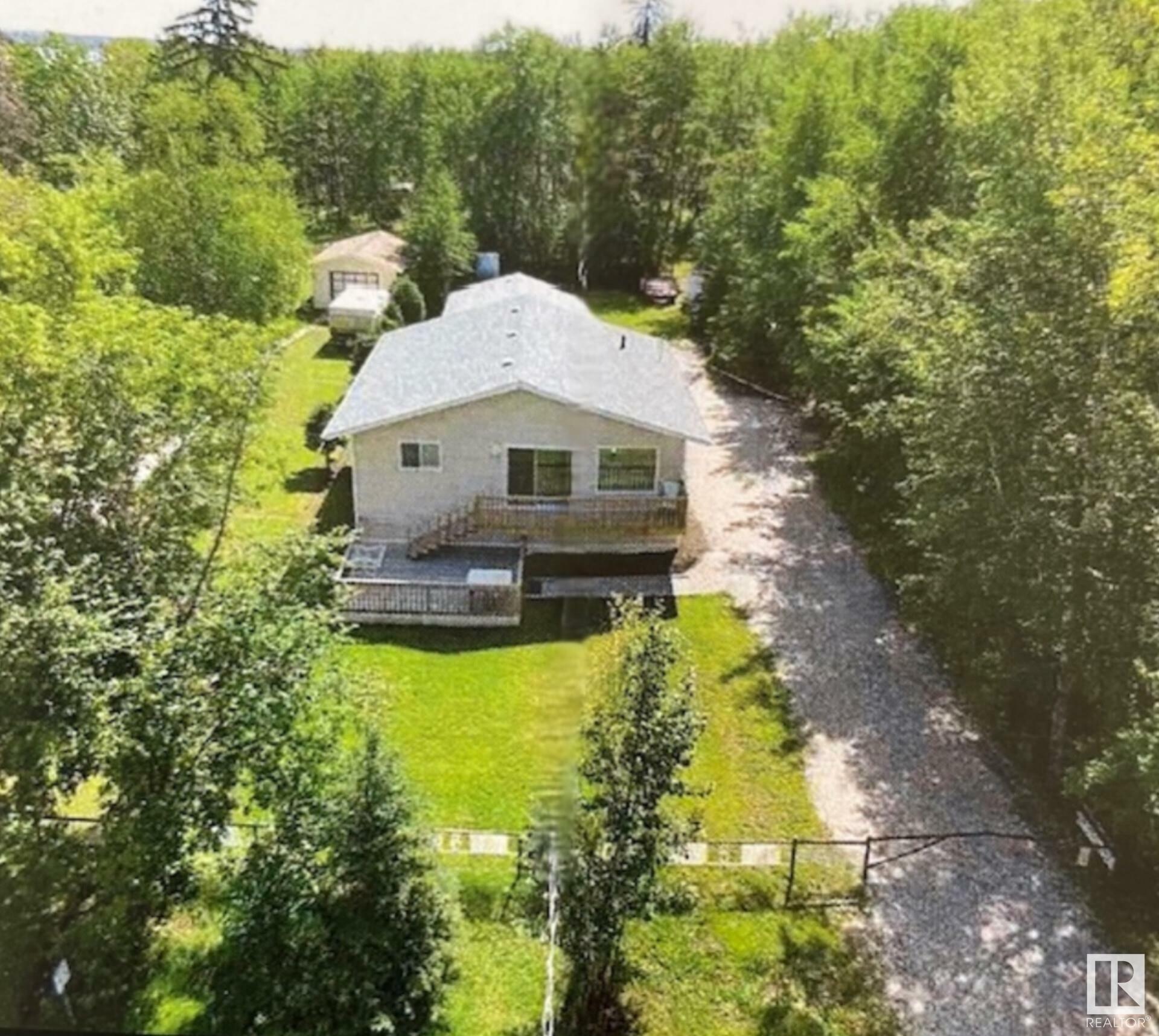 5068 5 Street  Rural Lac Ste. Anne County AB T0E 1V0 photo