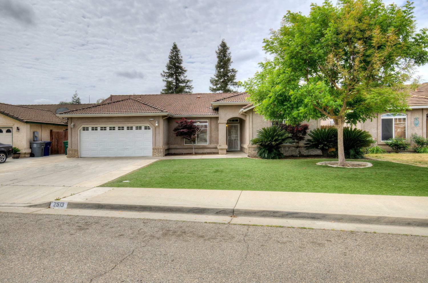 2513 Goldridge Street  Selma CA 93662 photo