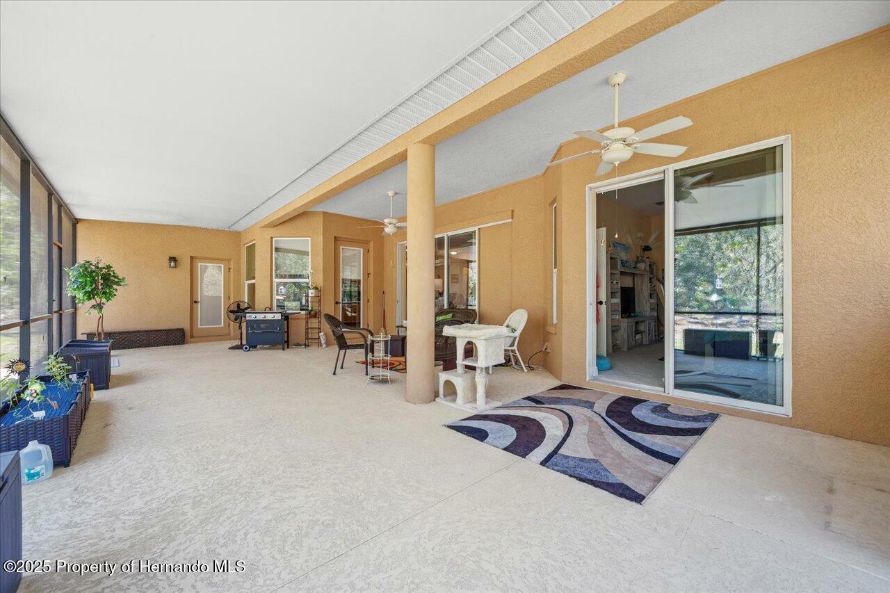 Property Photo: 39 Linder Street FL 34446