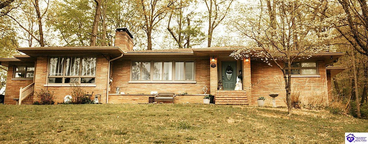 Property Photo: 7403 Cardinal Hill KY 40214