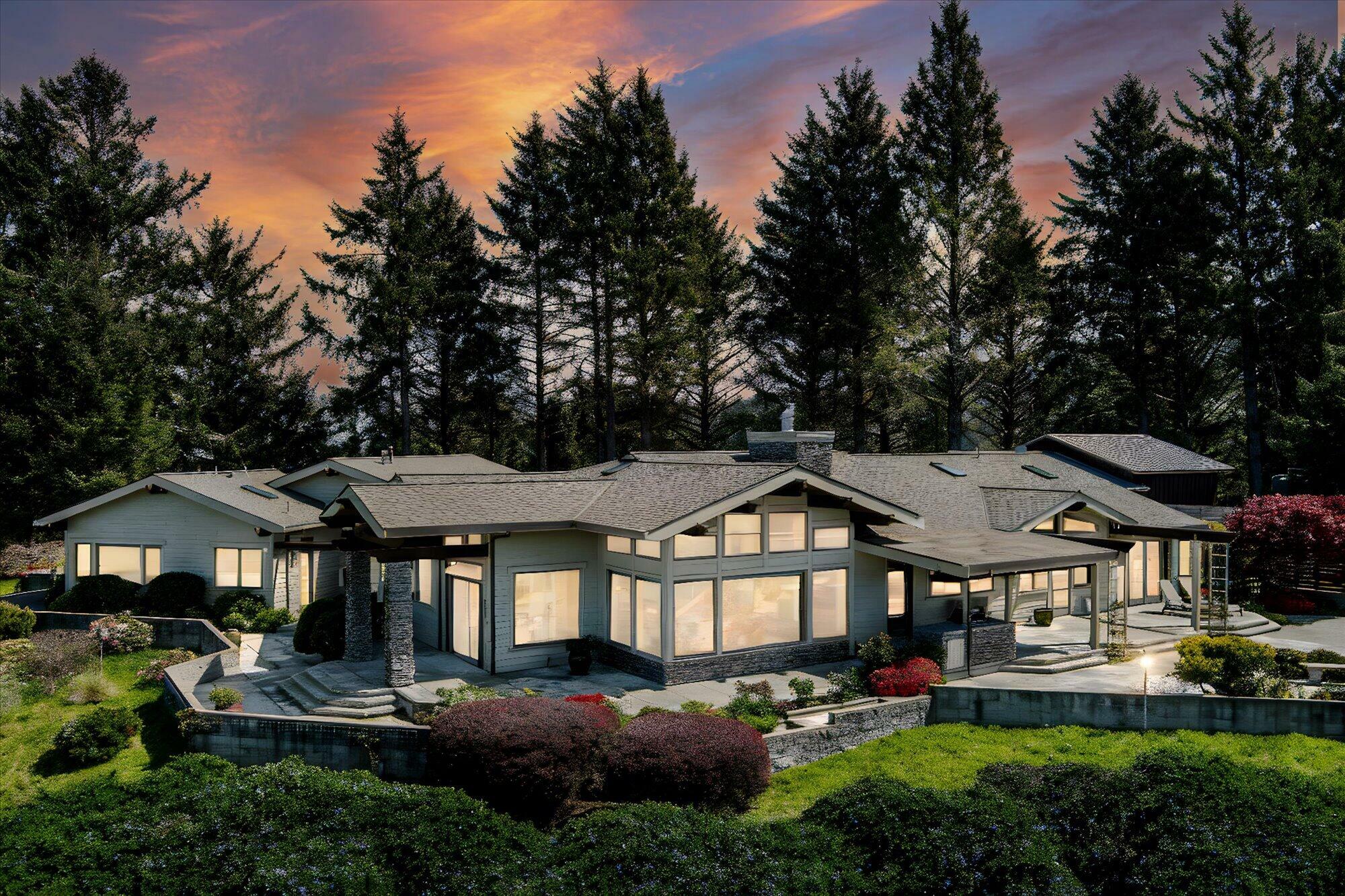 Property Photo: 77007280 Centerville Road CA 95536
