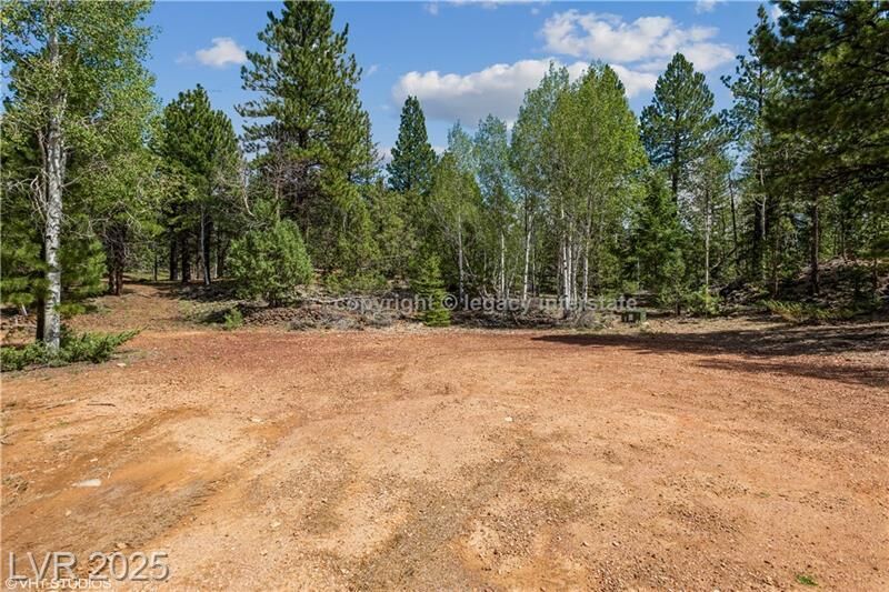 Property Photo: 937 E Black Rock Circle UT 84735