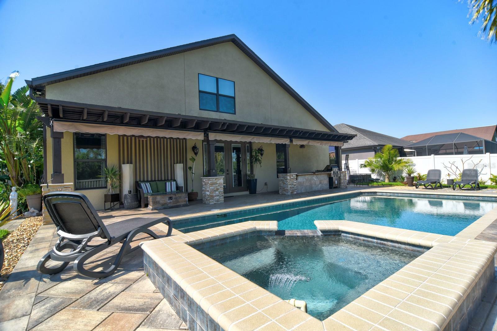 Property Photo: 1704 Via Palermo Street FL 33566