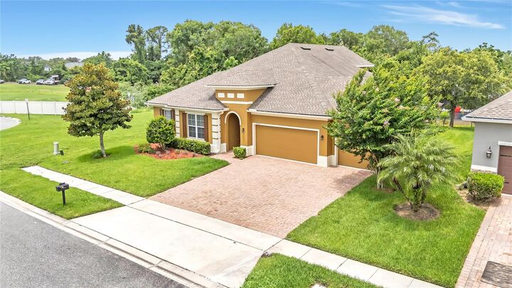 Property Photo:  2724 Westyn Cove Lane  FL 34761 
