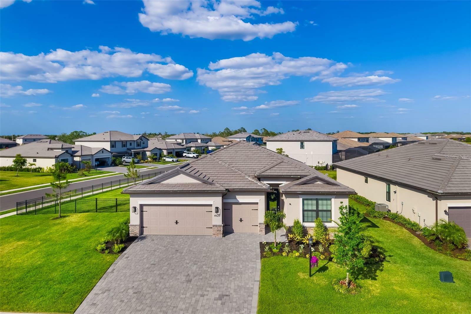 4929 Seafoam Trail  Bradenton FL 34211 photo