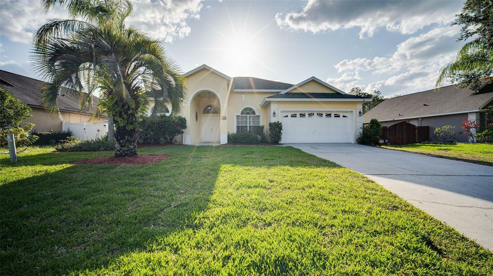 624 Montana Avenue  Davenport FL 33897 photo