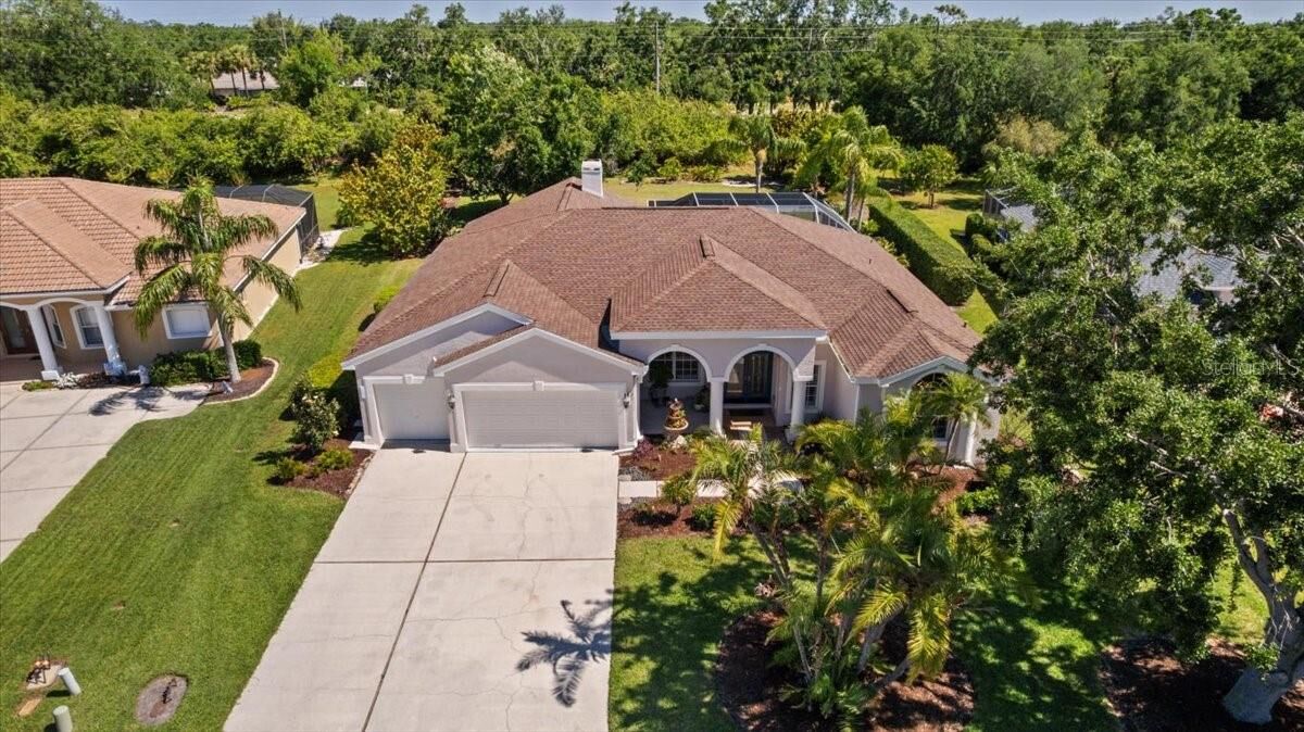 Property Photo: 3816 Little Country Road FL 34219