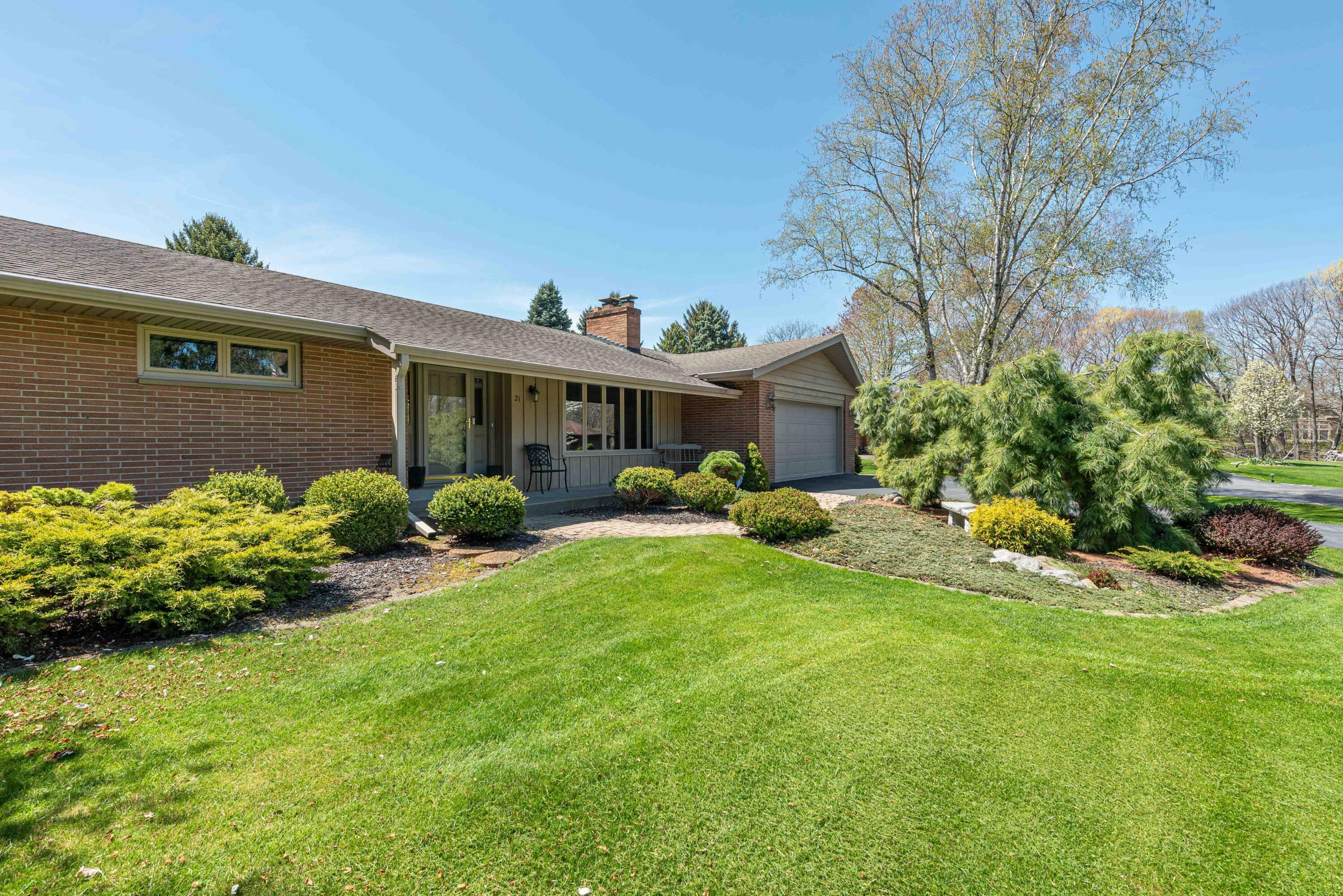 Property Photo: 21 Jim Lin Ln WI 53402